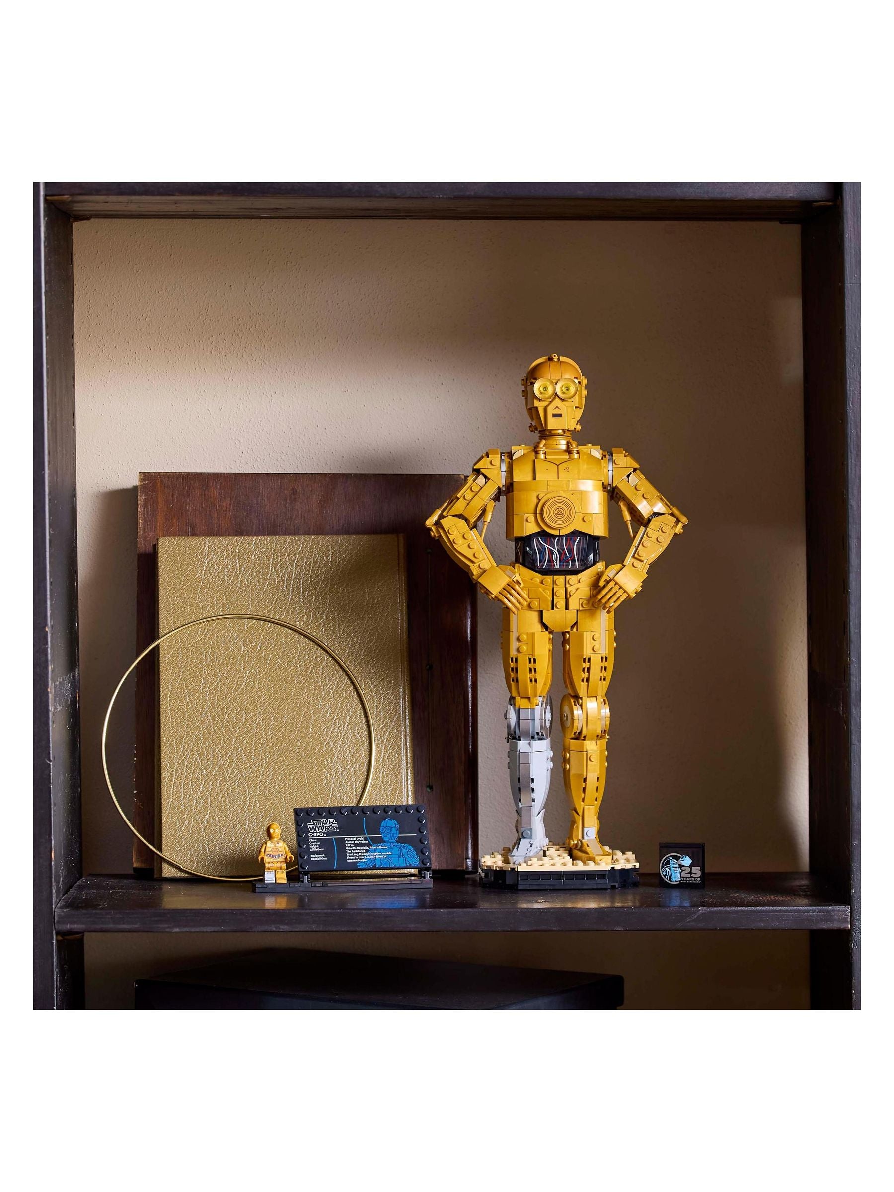 LEGO Star Wars C-3PO building set 1138 pieces, imported from the UK