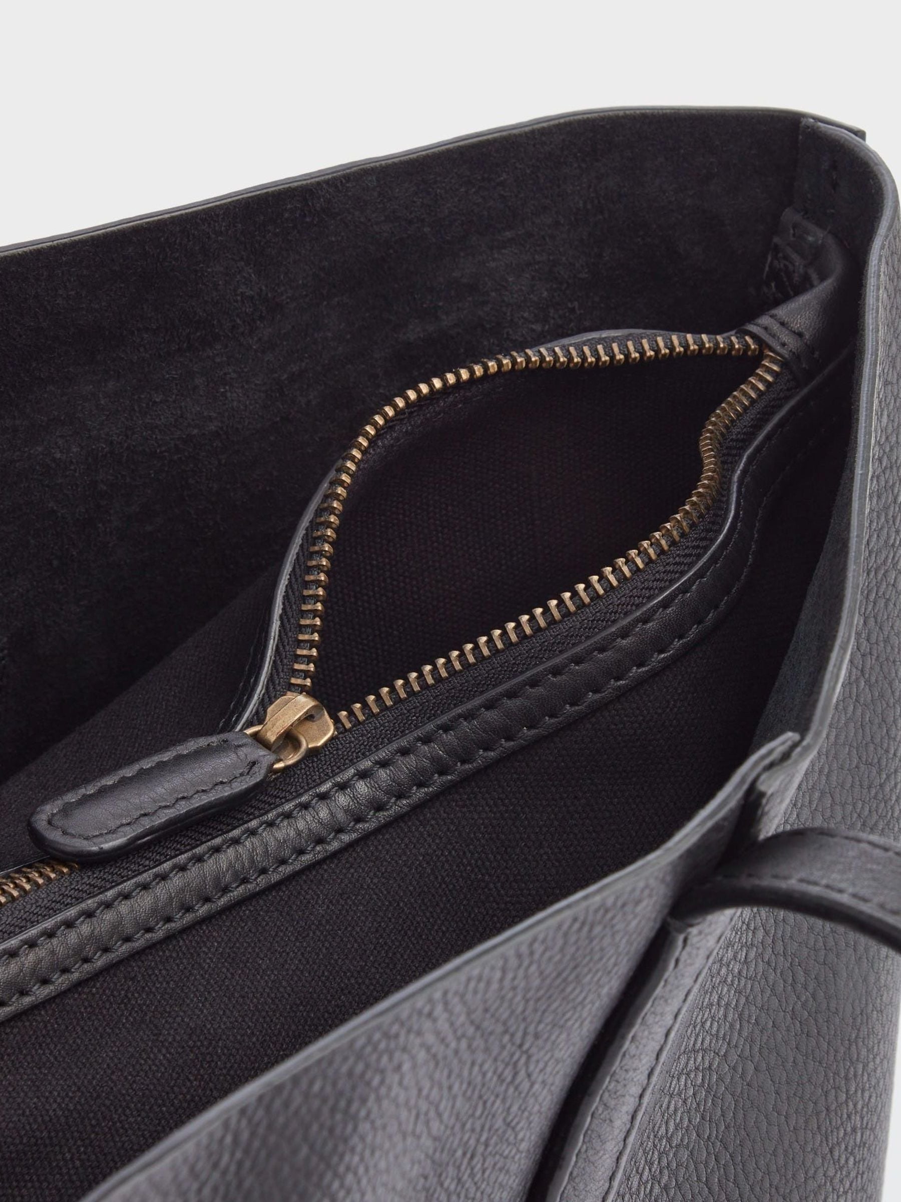 Osprey London black Vintage Santa Fe leather tote bag, UK version