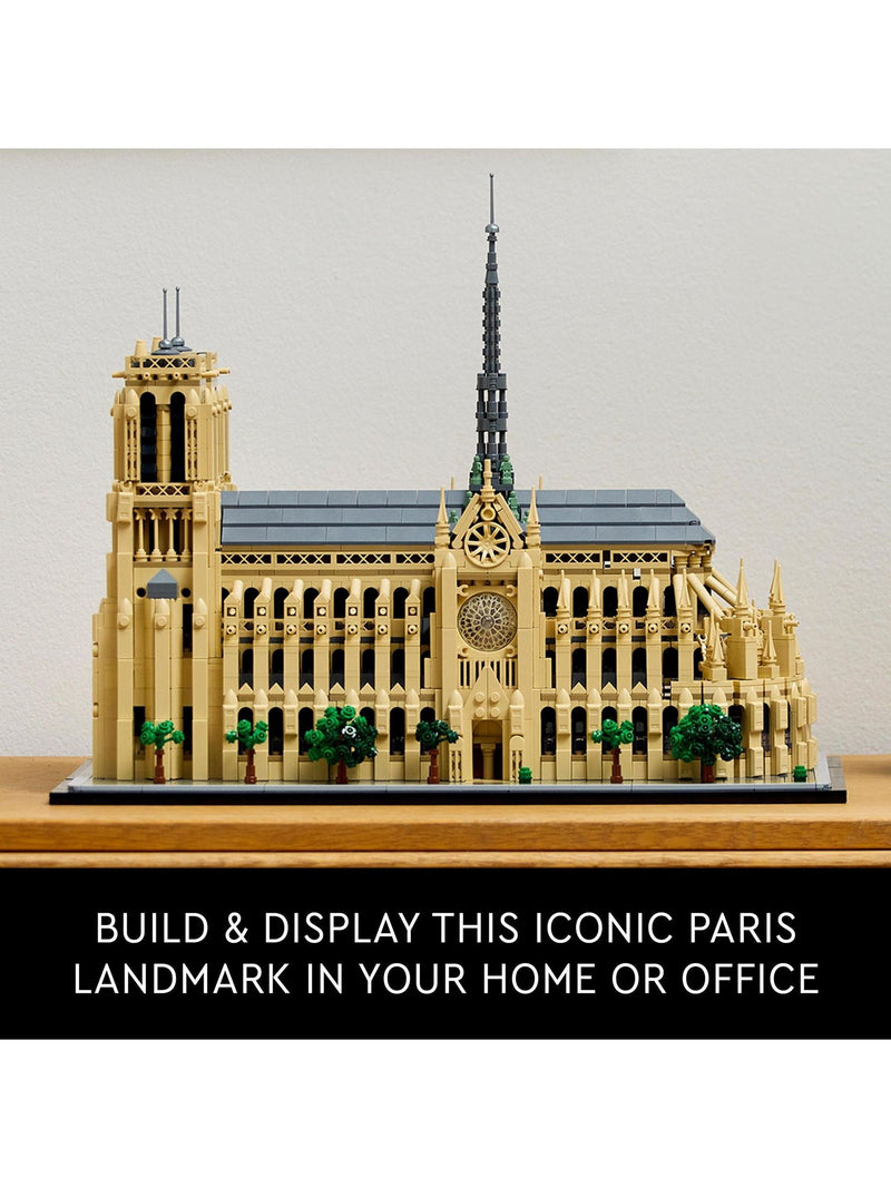 LEGO Notre-Dame de Paris architecture model set - British product