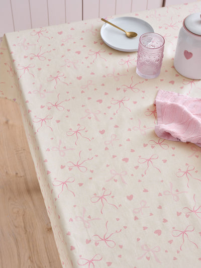 Next Pink Herz- und Schleifen-Abwischbare Tischdecke- Online kaufen bei McGrocer