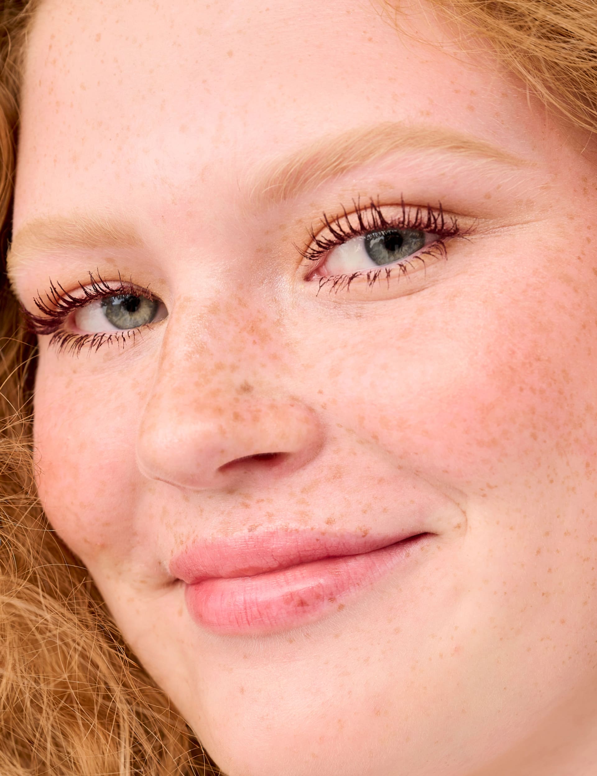 Benefit BADgal BANG! Volumising Mascara Wild Plum 8.5g - British product