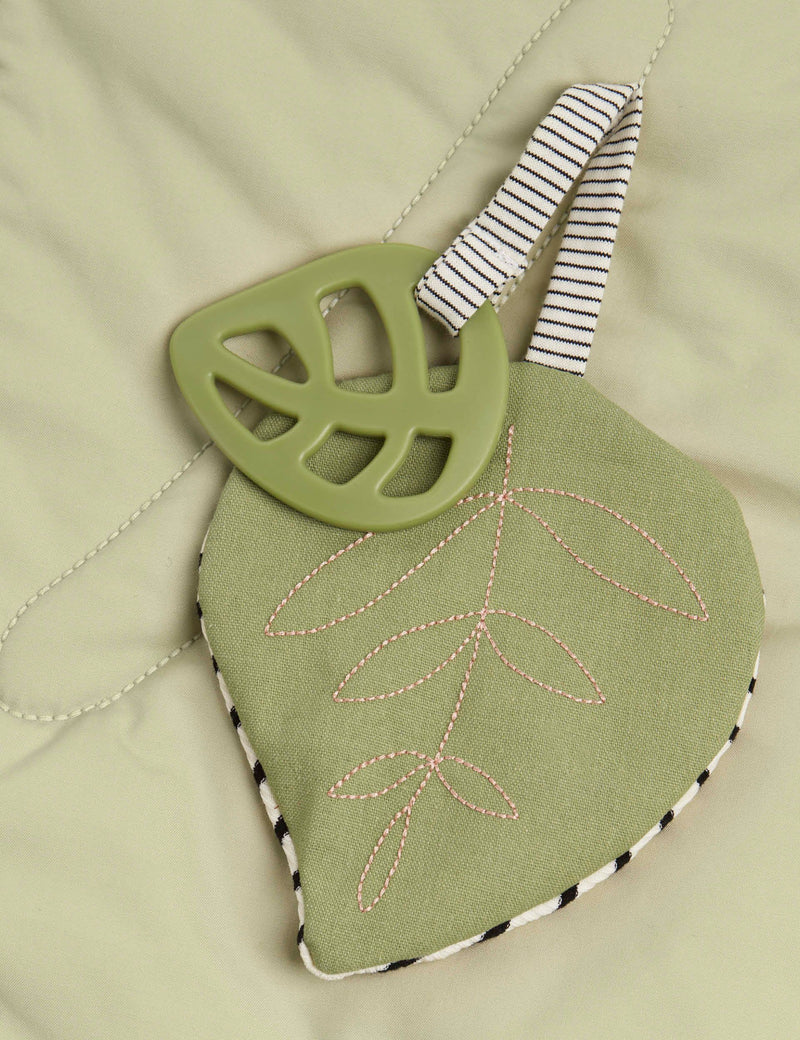 لعبة حسية Mamas & Papas BabyPlay Leaf Playmat (علامة تجارية بريطانية)