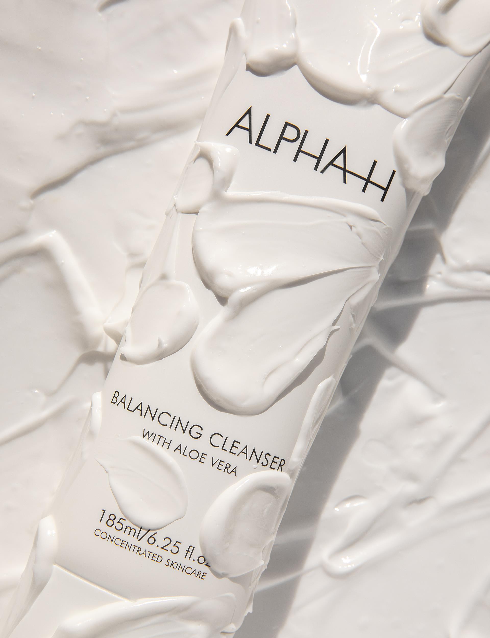 Balancing Cleanser with Aloe Vera 185ml - British product