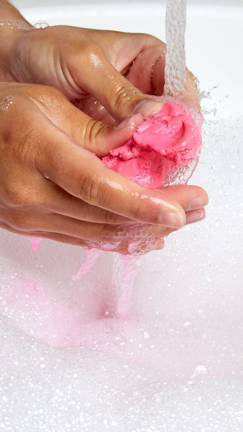 Flamingo Fun bubble bar in hot pink - British product