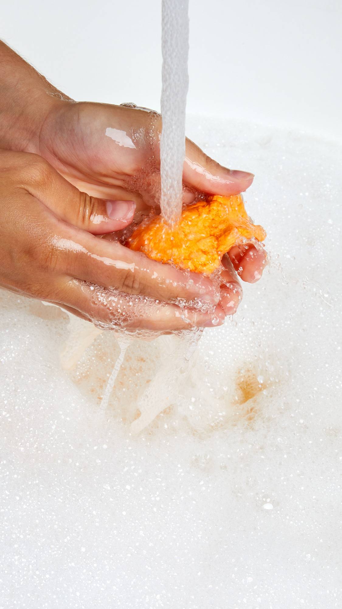 Orange Fun citrus-scented bubble bath soap, UK version