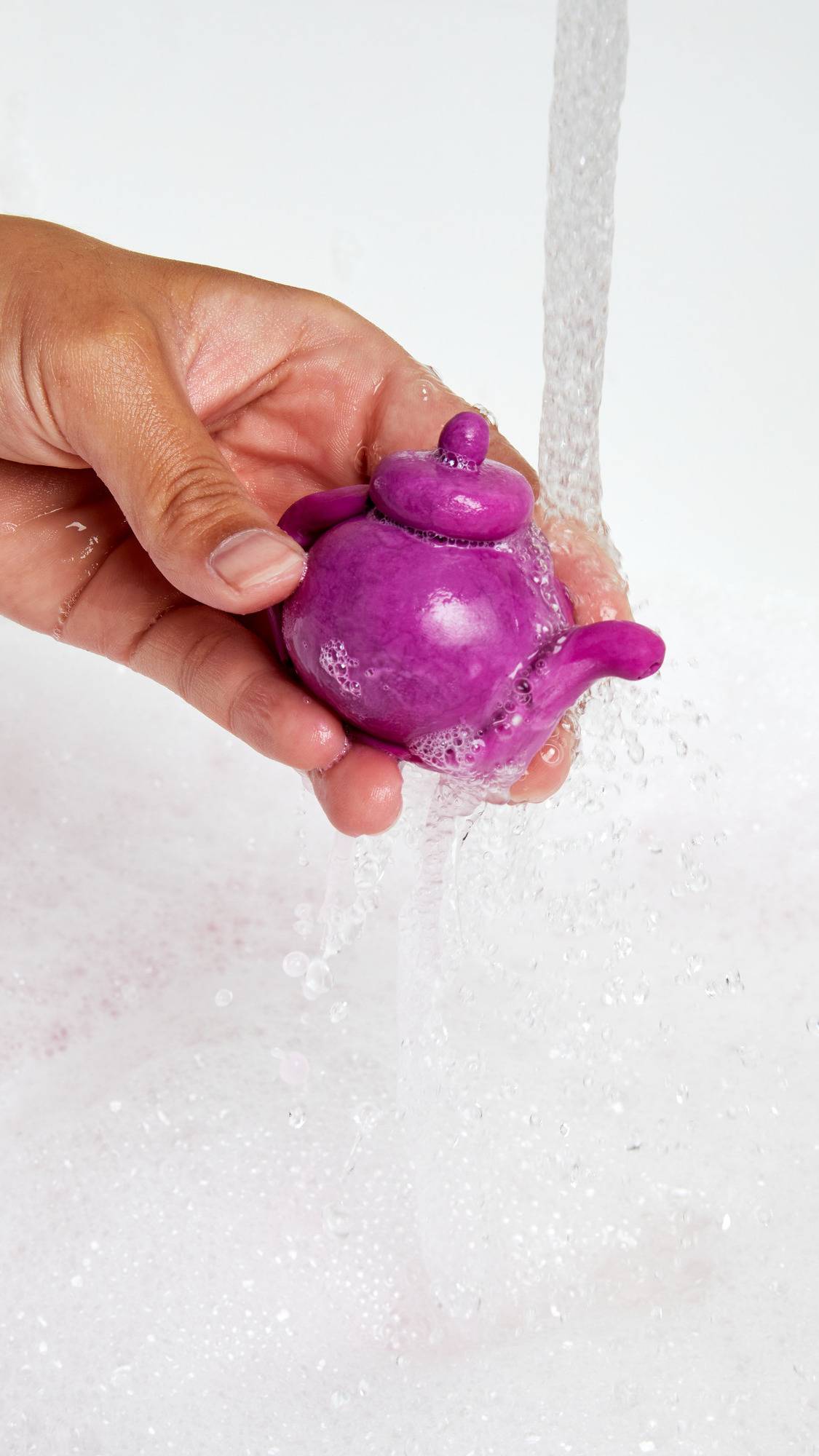 Purple Fun bubble bar with Brazilian orange oil (British brand)