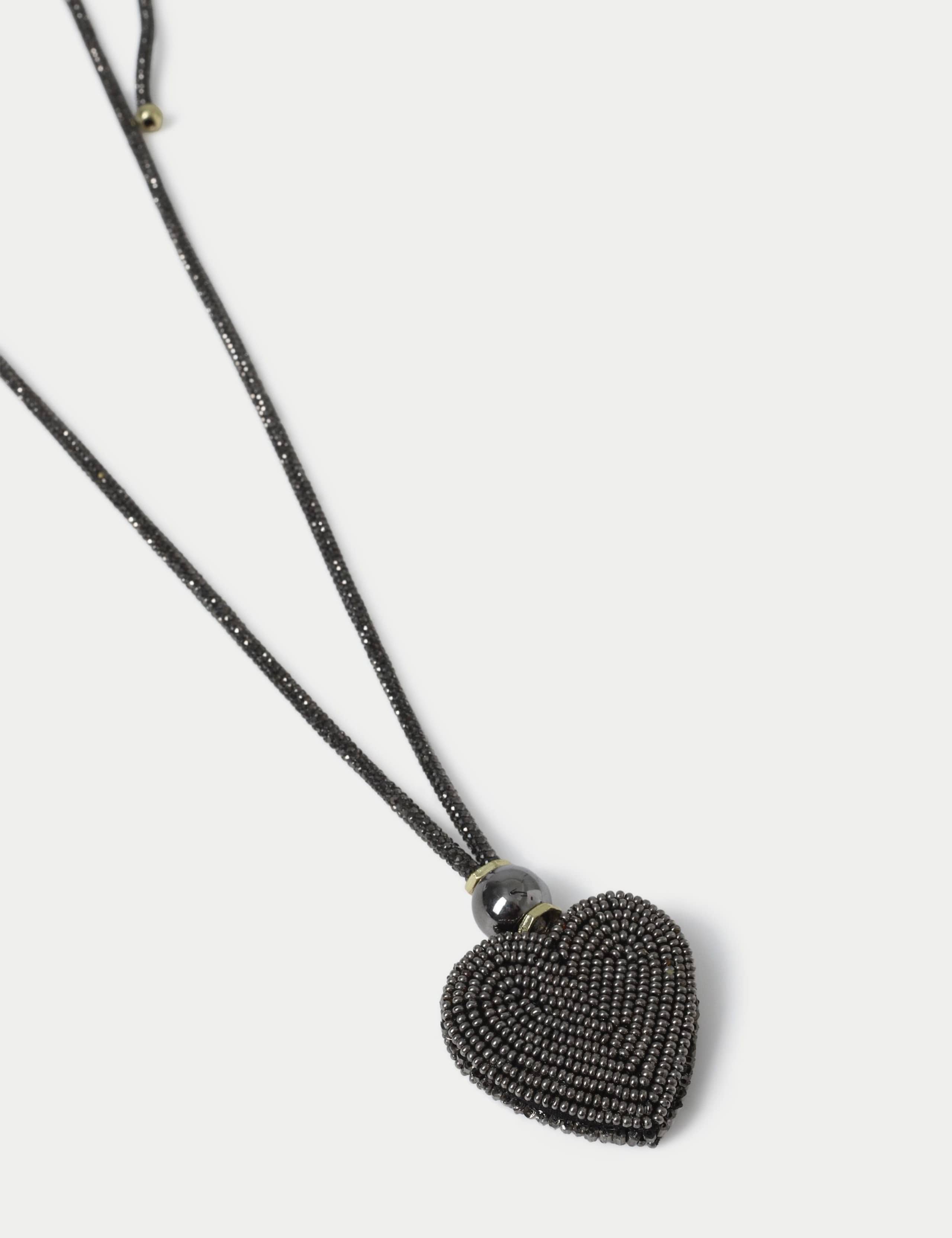 Beaded heart long pendant necklace jewelry imported from the UK