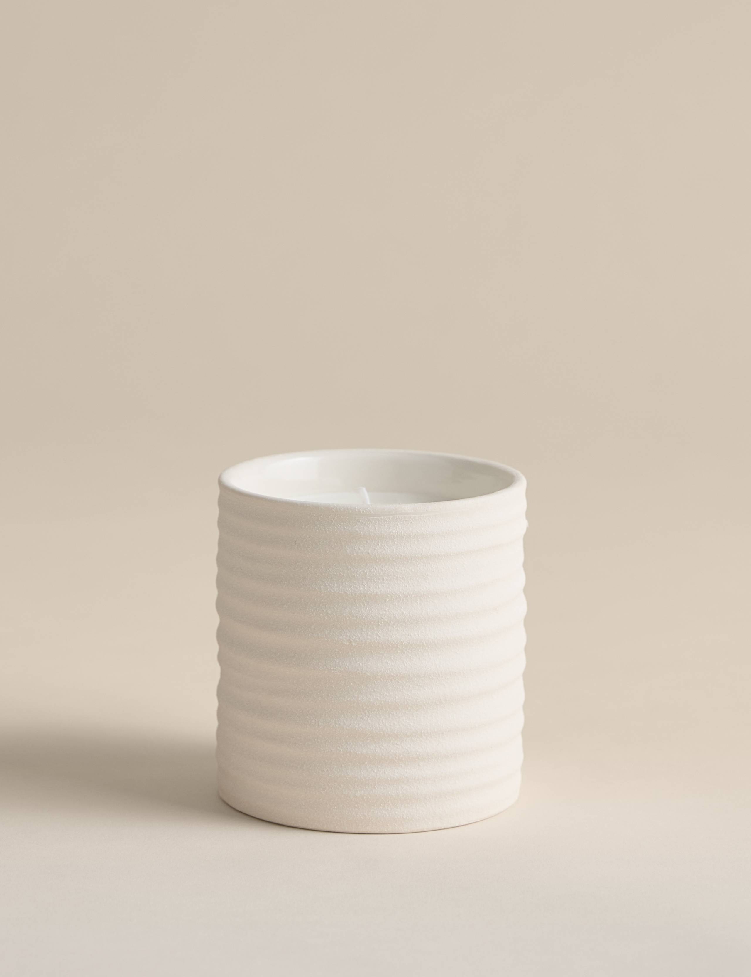 Bed Ceramic Candle 9.5cm - British product
