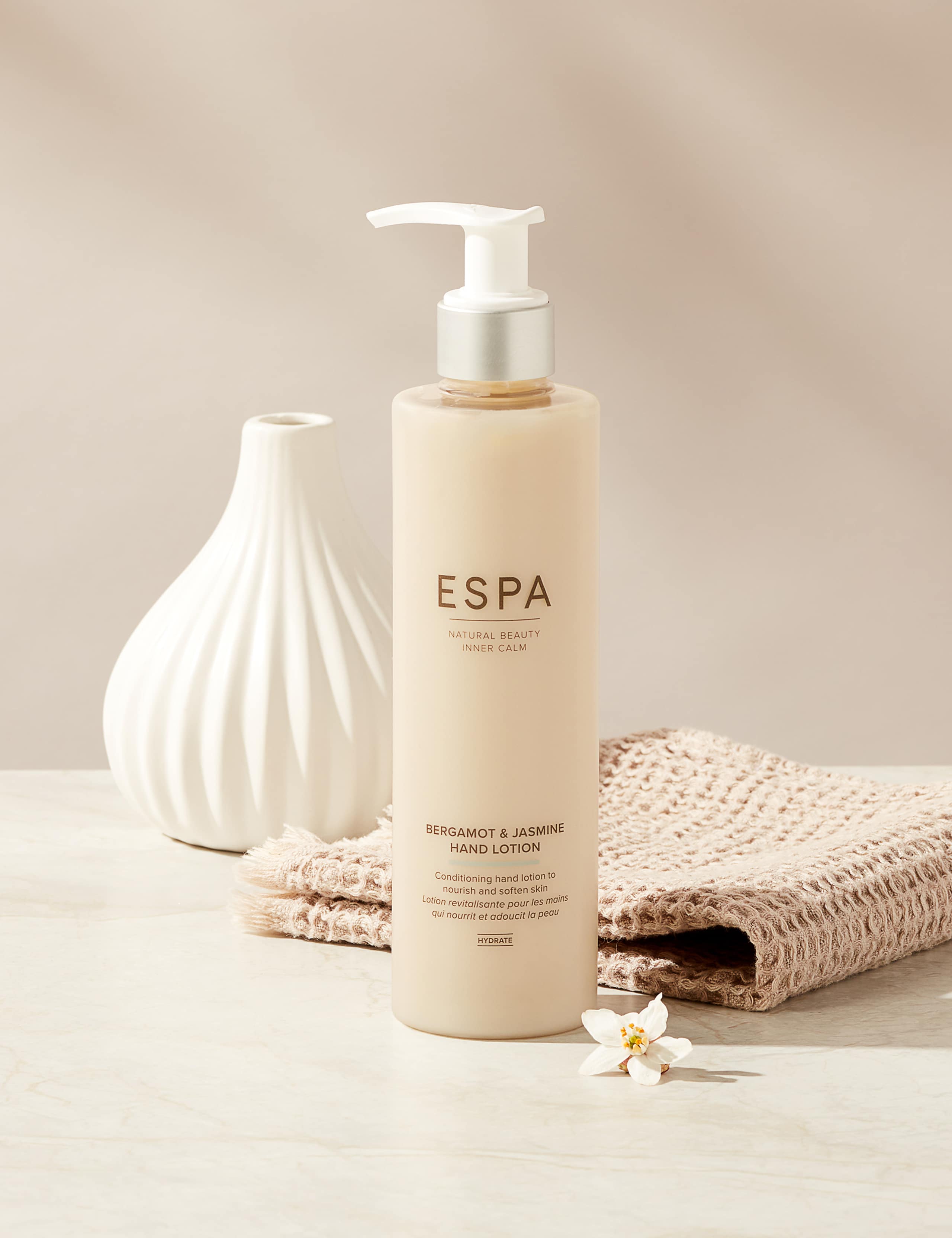 Hand lotion Bergamot & Jasmine 250ml, imported from the UK
