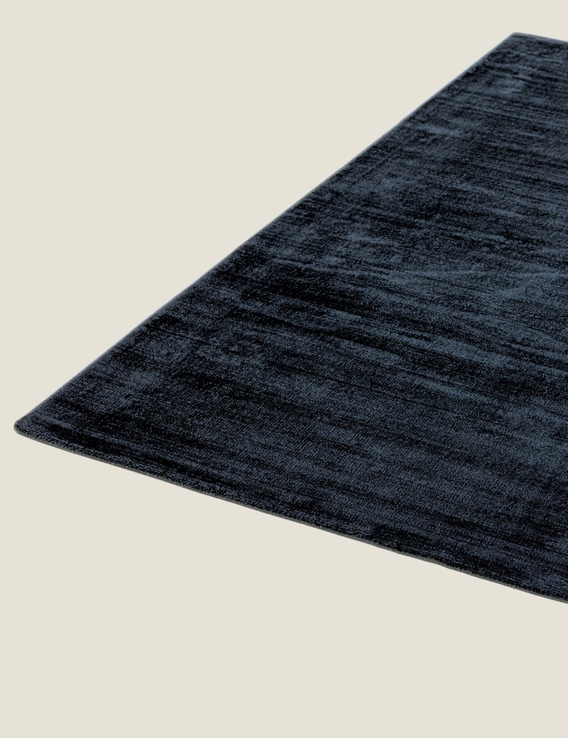 Asiatic Blade rug rectangular 160x230 cm, imported from the UK