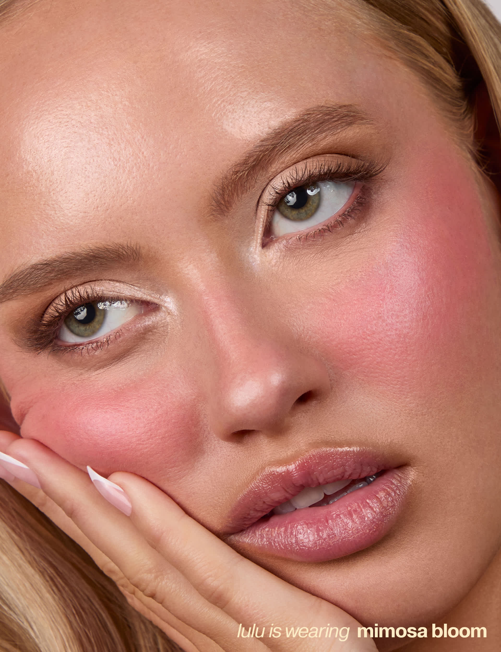 ICONIC London Weichzeichner Rouge Stick 6g - Britisches Produkt