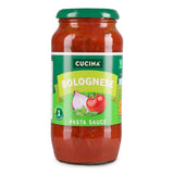 Bolognese pasta sauce made with tomatoes and herbs, UK version