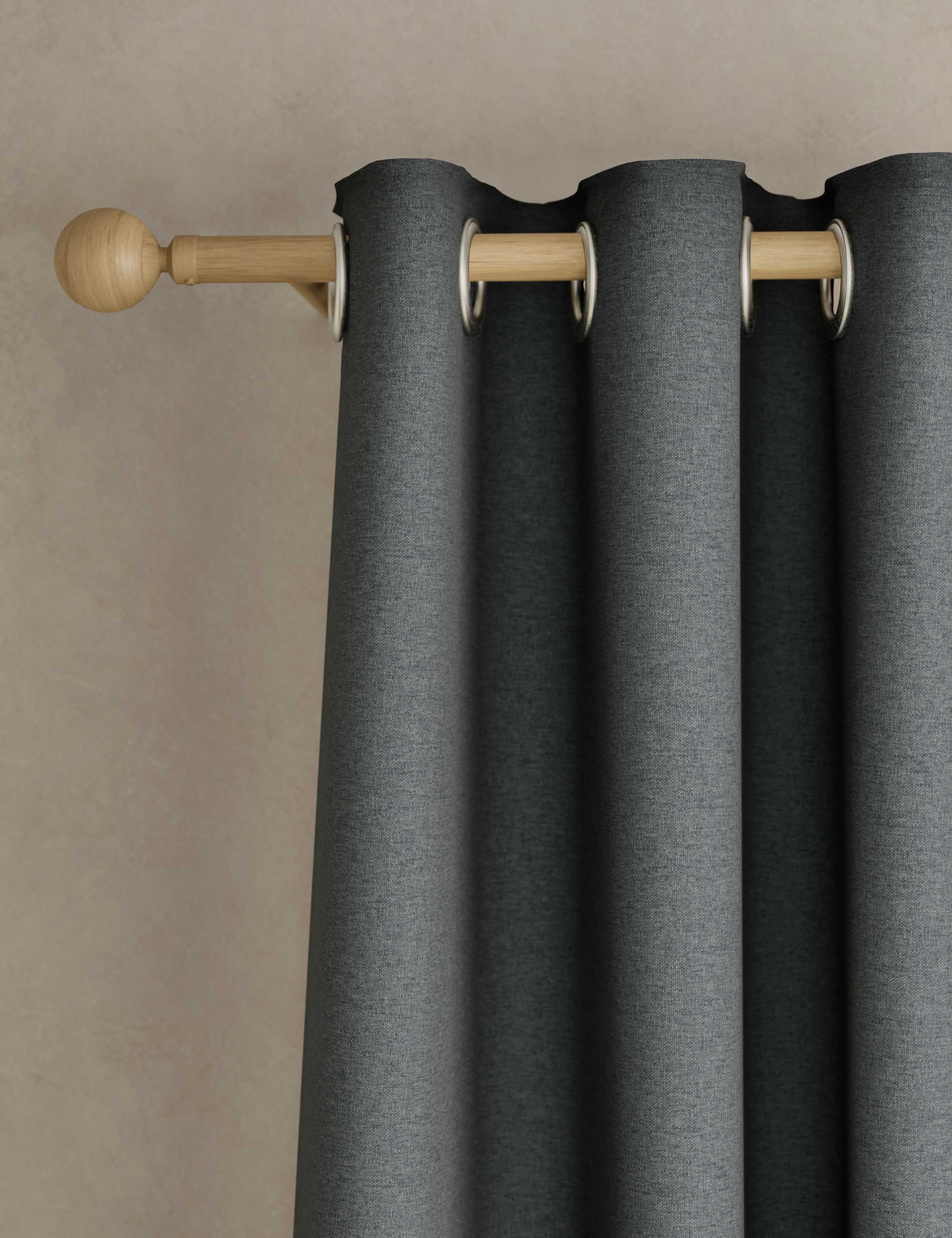 Brushed eyelet thermal blackout curtains with Thermowarmth lining (British brand)