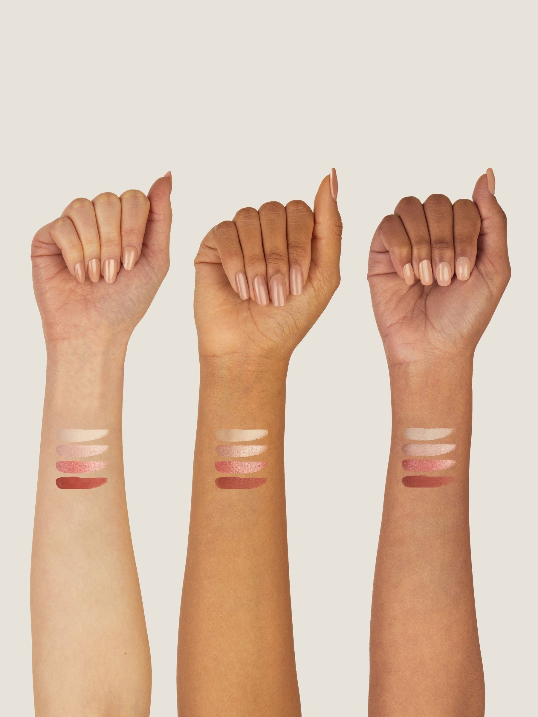 4 Shades Luxe Eyeshadow Palette (British brand)