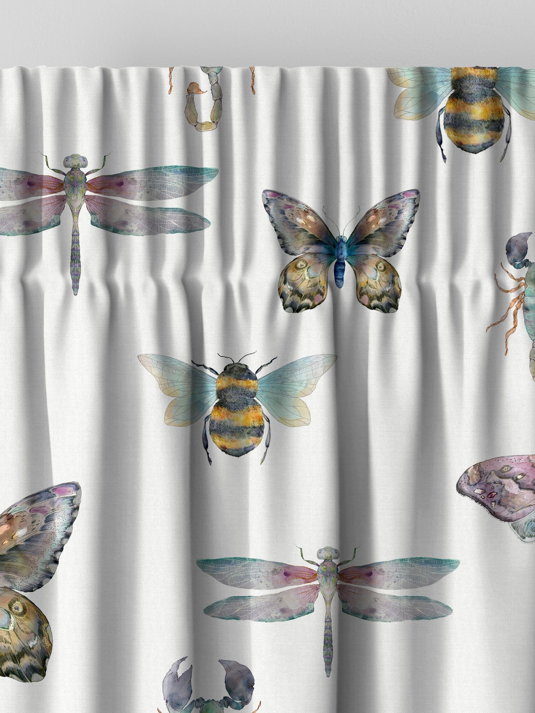 Voyage Maison natural linen Fray curtains, UK version