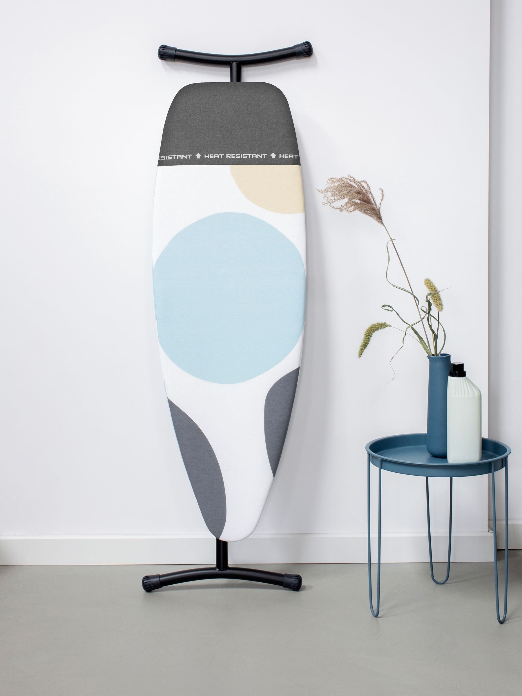 لوح كي Brabantia Black Spring Bubbles D 135x45 سم - منتج بريطاني