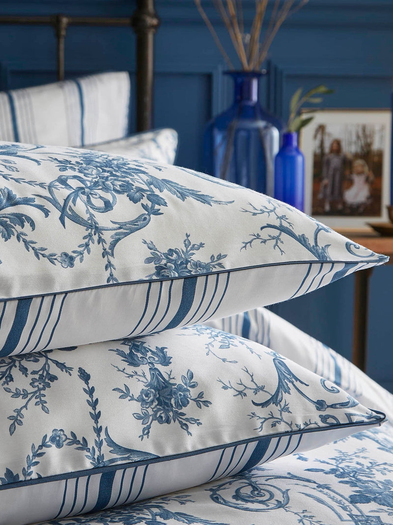 Laura Ashley Set of 2 Midnight Navy Blue Tuileries 200 Thread Count Cotton Sateen Pillowcases Set