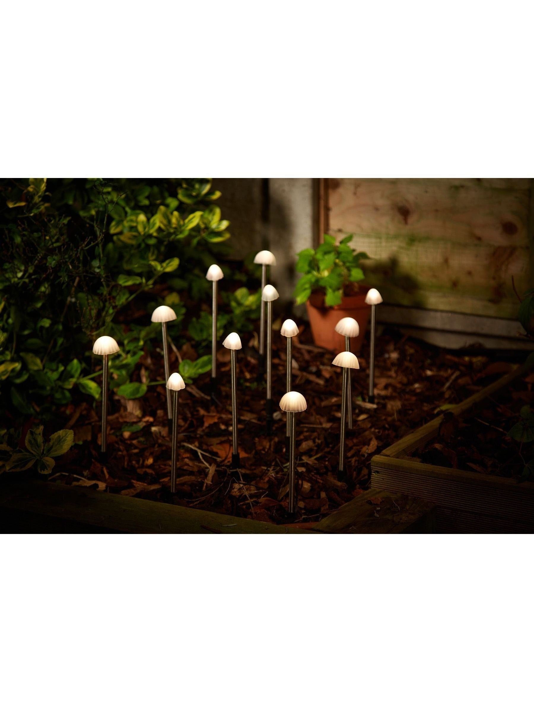 SolarCentre solar mushroom lights set of 12, UK version
