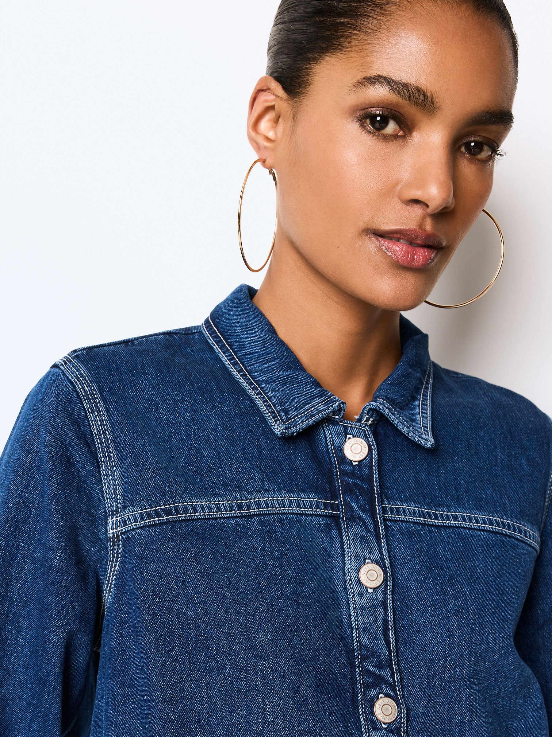 Gold tone oversized hoop earrings, UK version