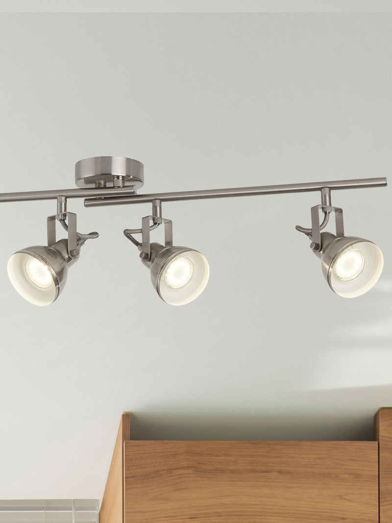 Plafonnier projecteur barre 4 lumières Searchlight, version UK
