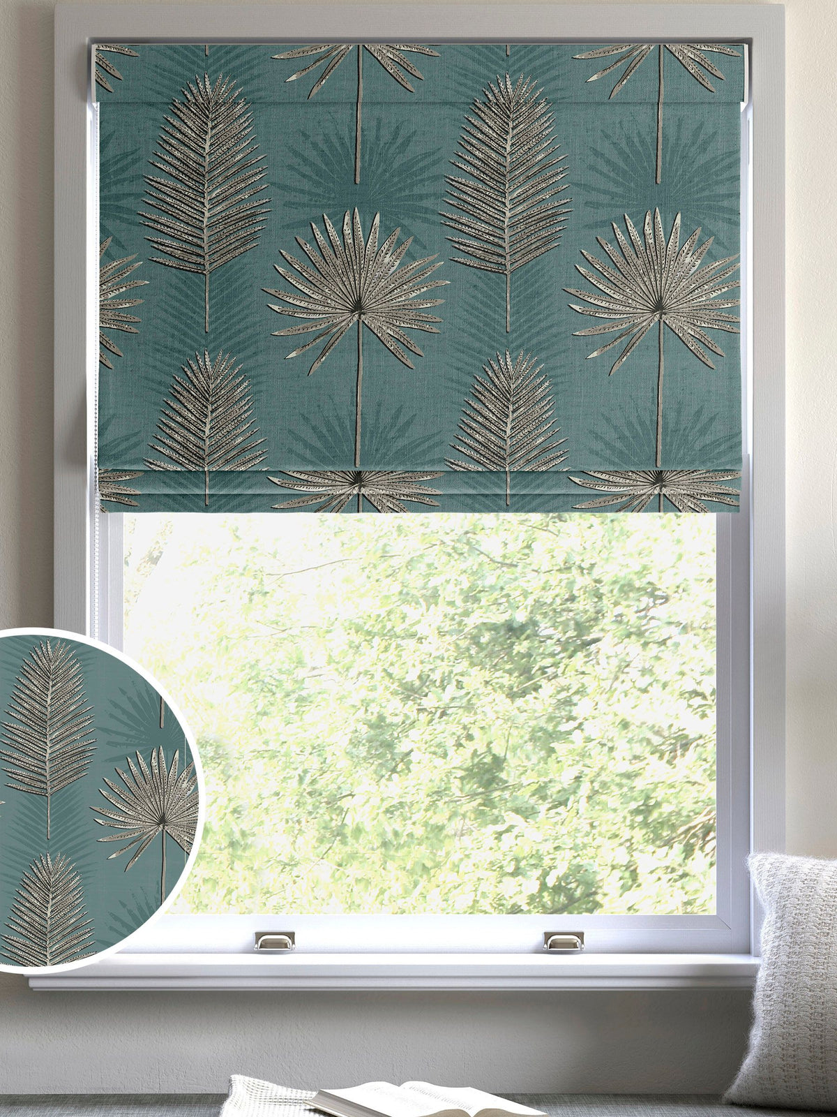 Sellus forest green roman blind (British brand)