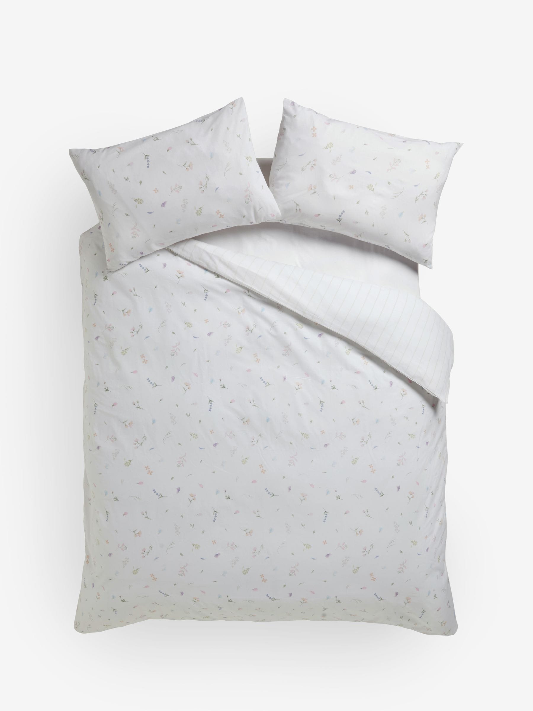 White Petal duvet cover and pillowcase set (British brand)