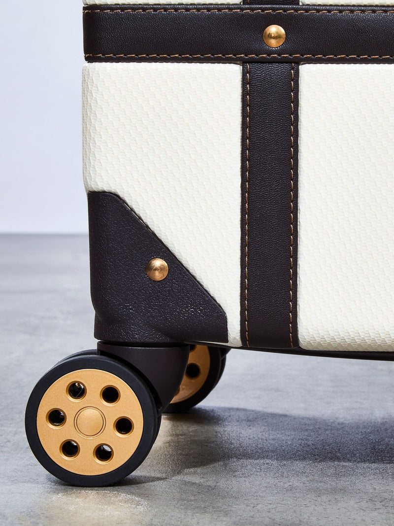 Rock Vintage Cabin Case cream ABS, imported from the UK