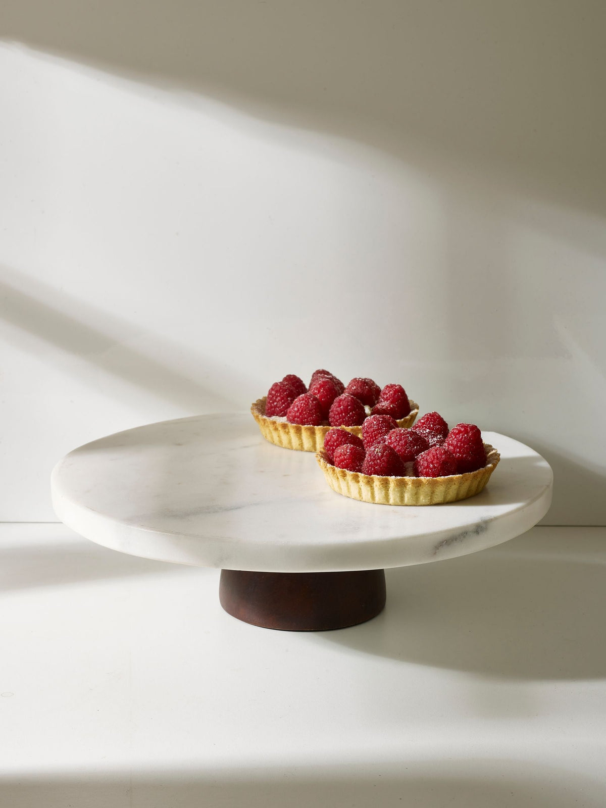 White Marble and Mango Wood Cake Stand