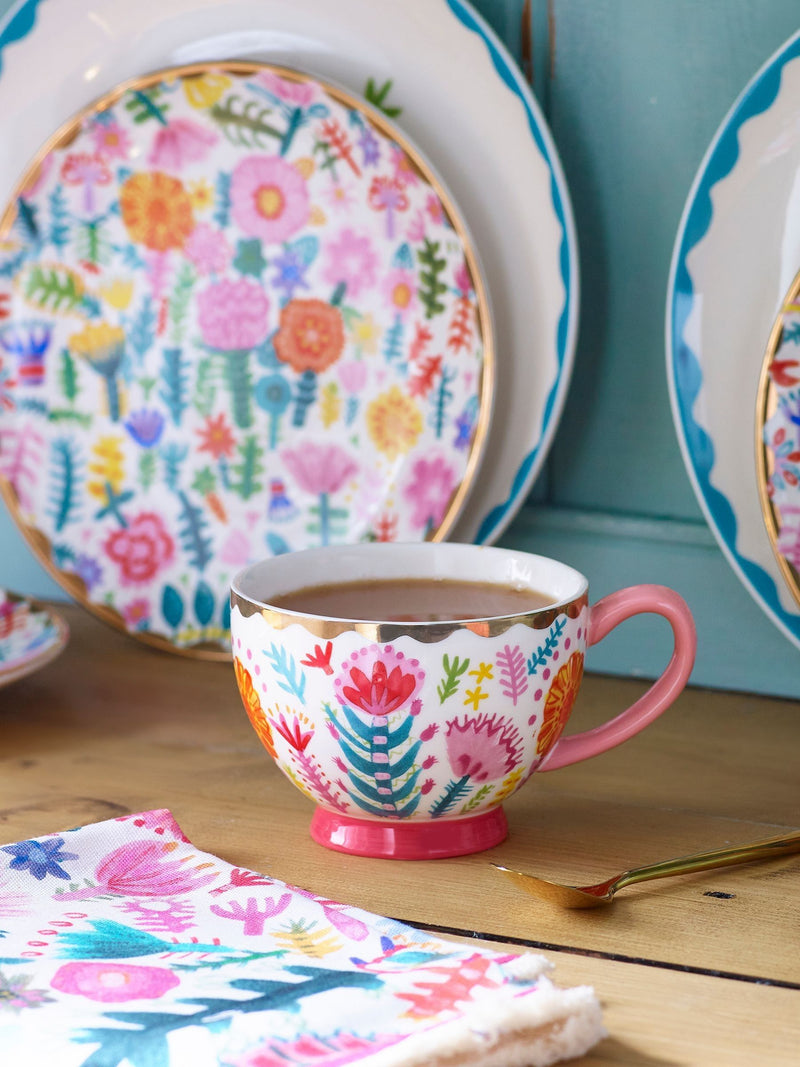 Lucy Tiffney floral footed mug 2-pack, UK version