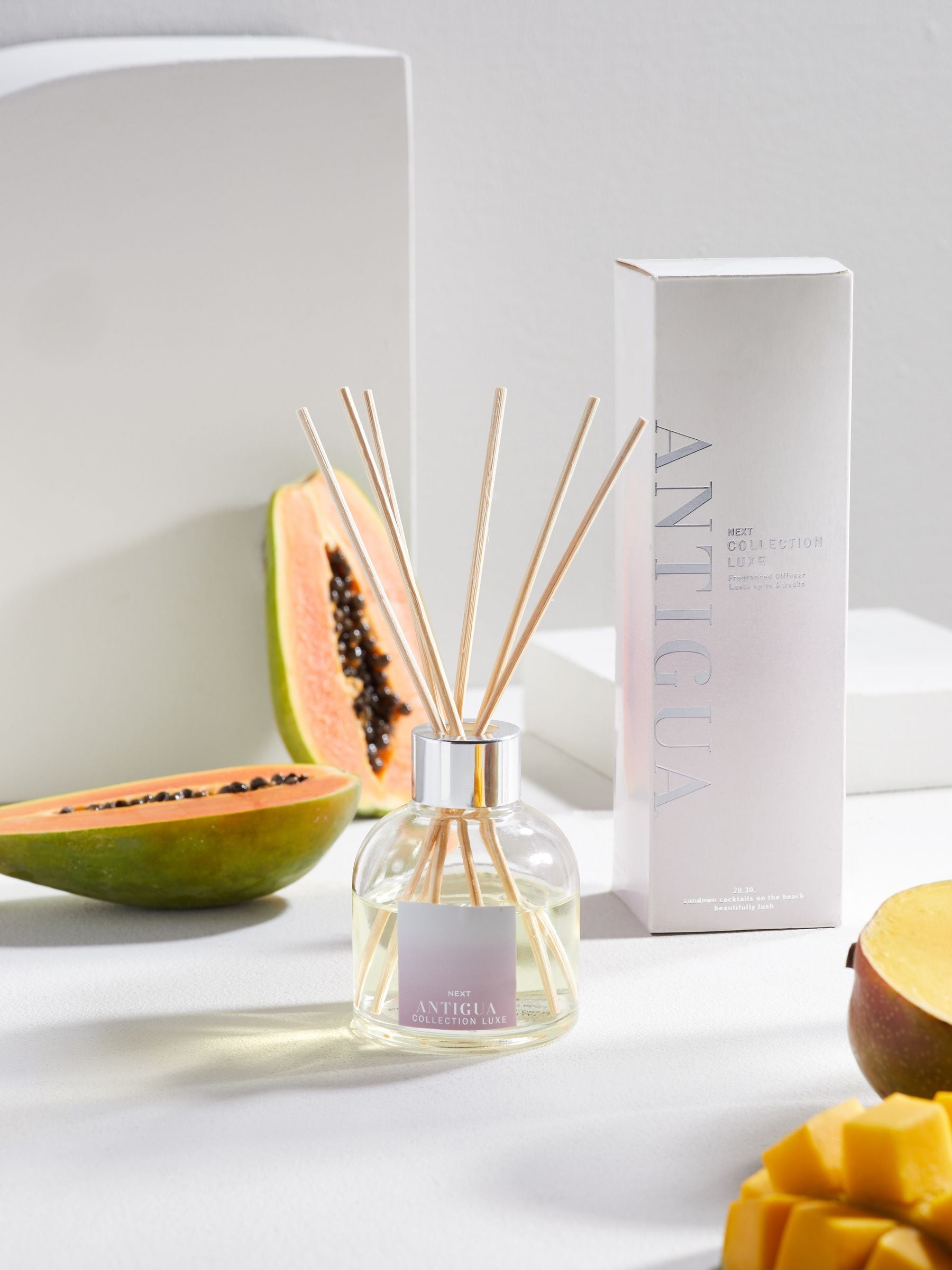 Collection Luxe Antigua Mango and Papaya reed diffuser 400ml - British product