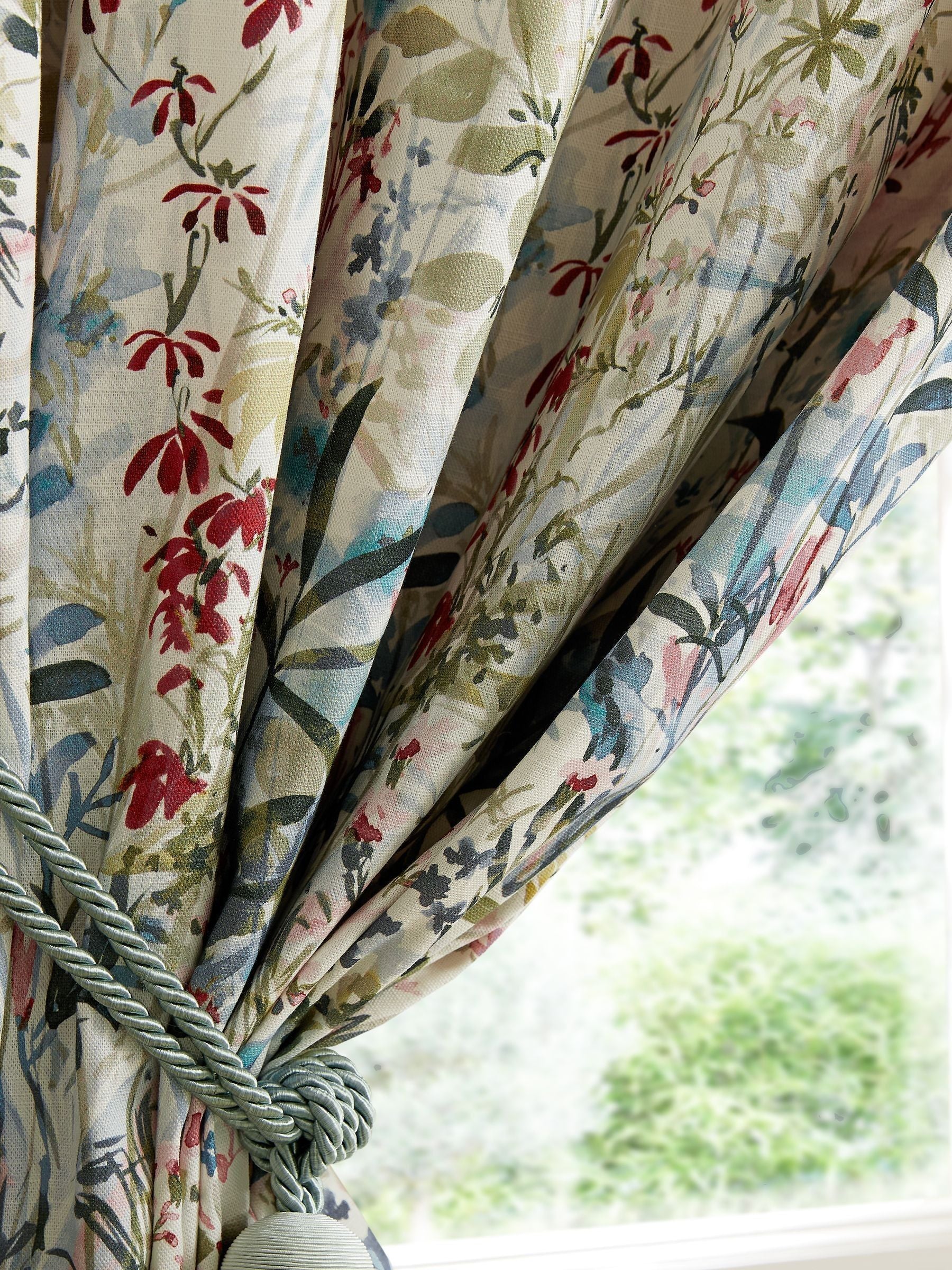 Pointon Fields floral lined eyelet curtains (British brand)