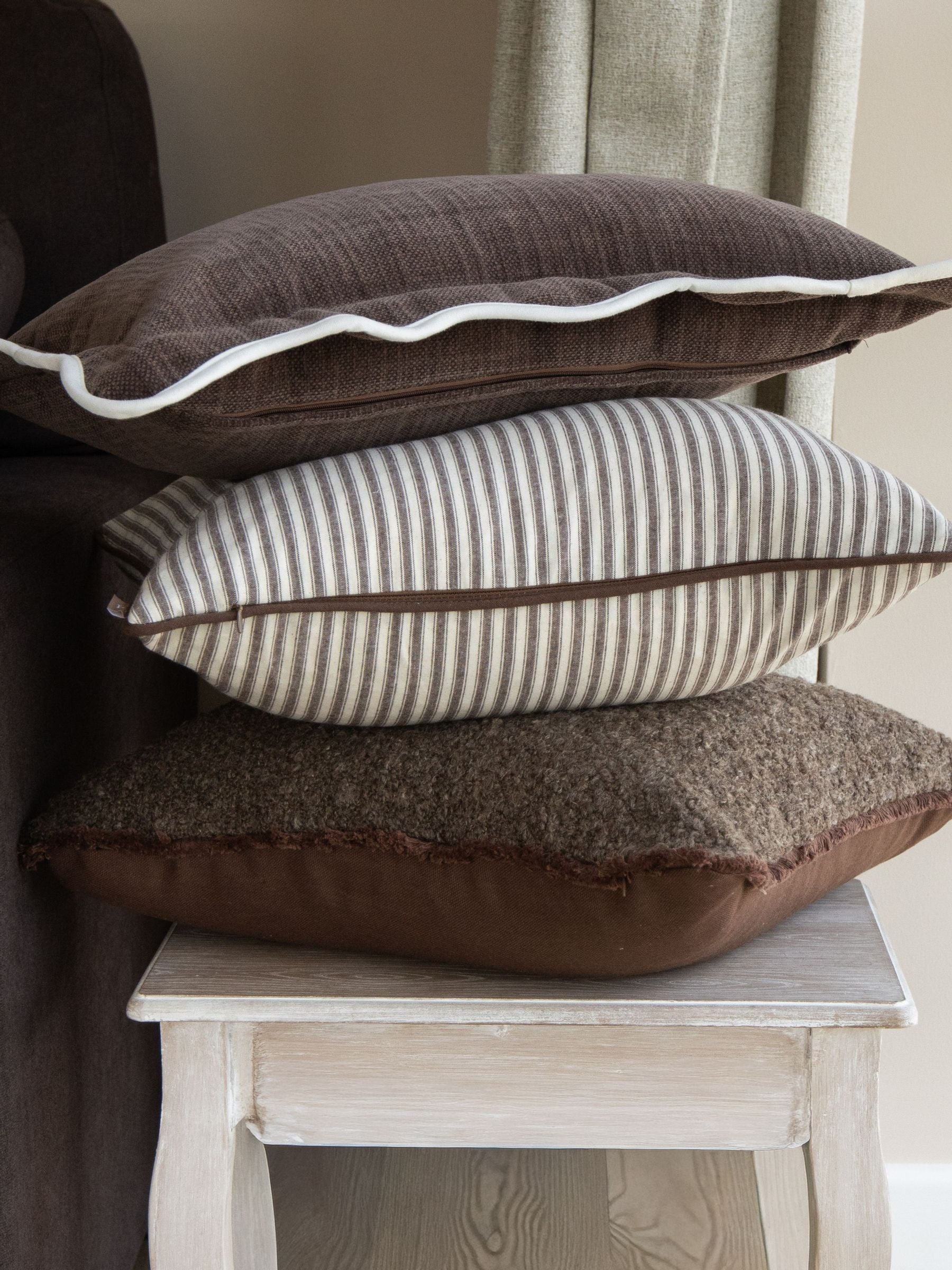Ellenvale Interiors brown boucle cushion cover set of 3 (British brand)