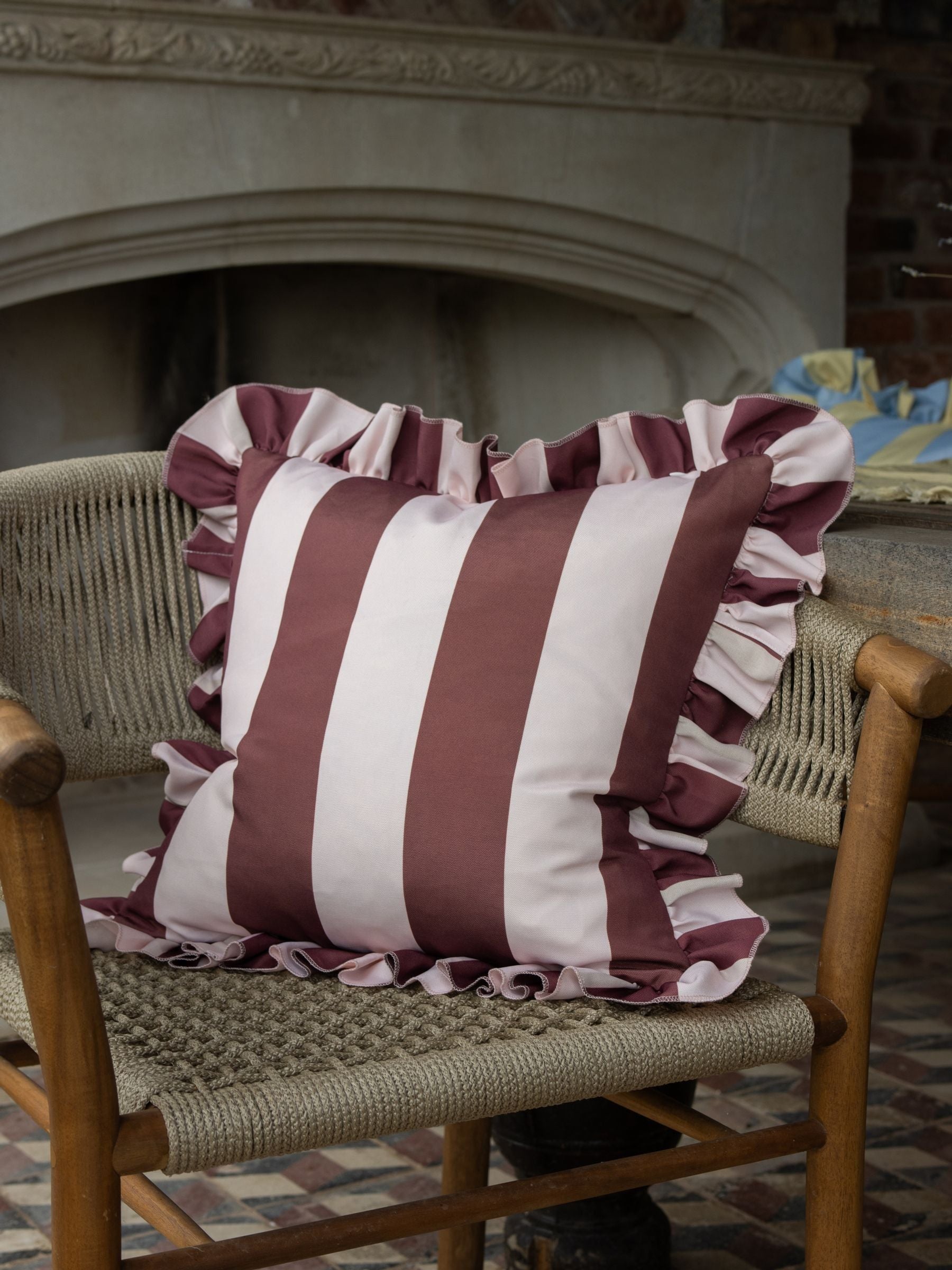 Ellenvale Interiors Burgundy/Pink Outdoor Ruffle Cushion Cover 45 X 45cm