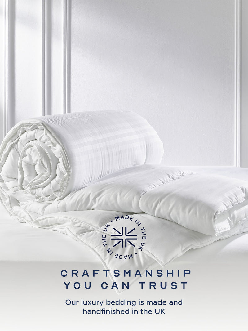 Snuggledown Luxurious Hotel 4.5 Tog Duvet (British brand)