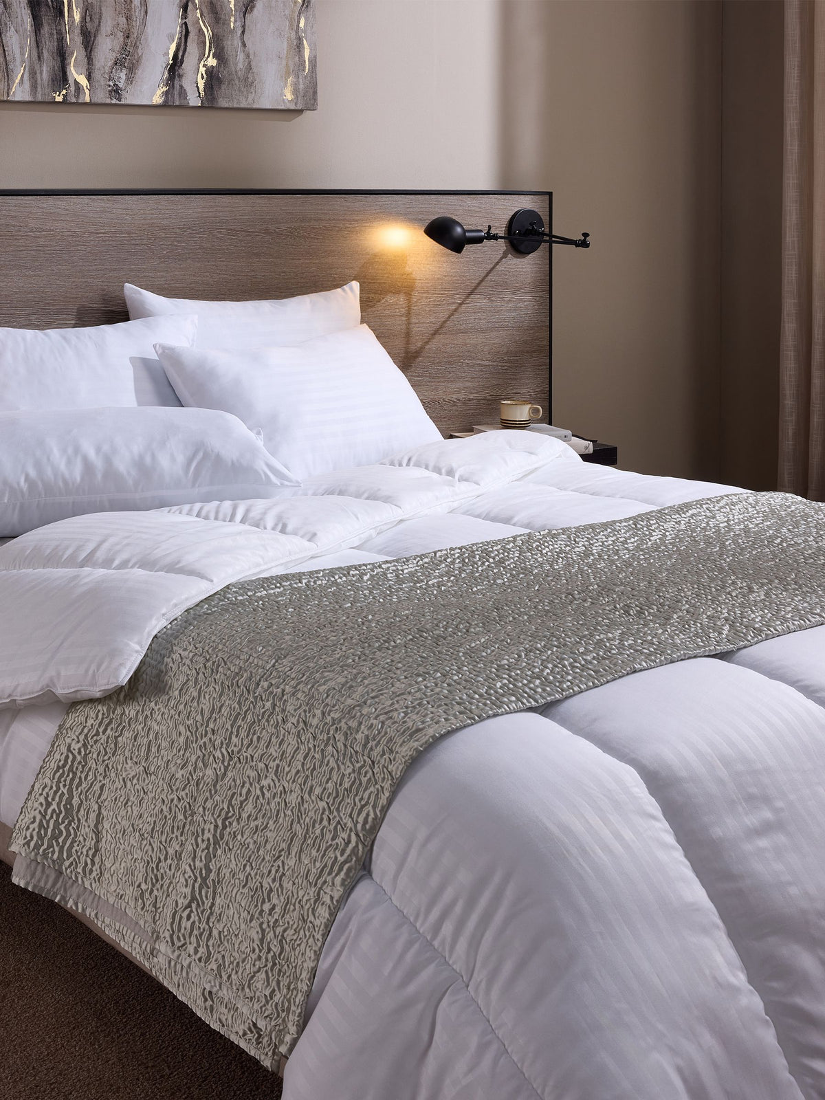 Snuggledown Luxurious Hotel 4.5 Tog Duvet (British brand)