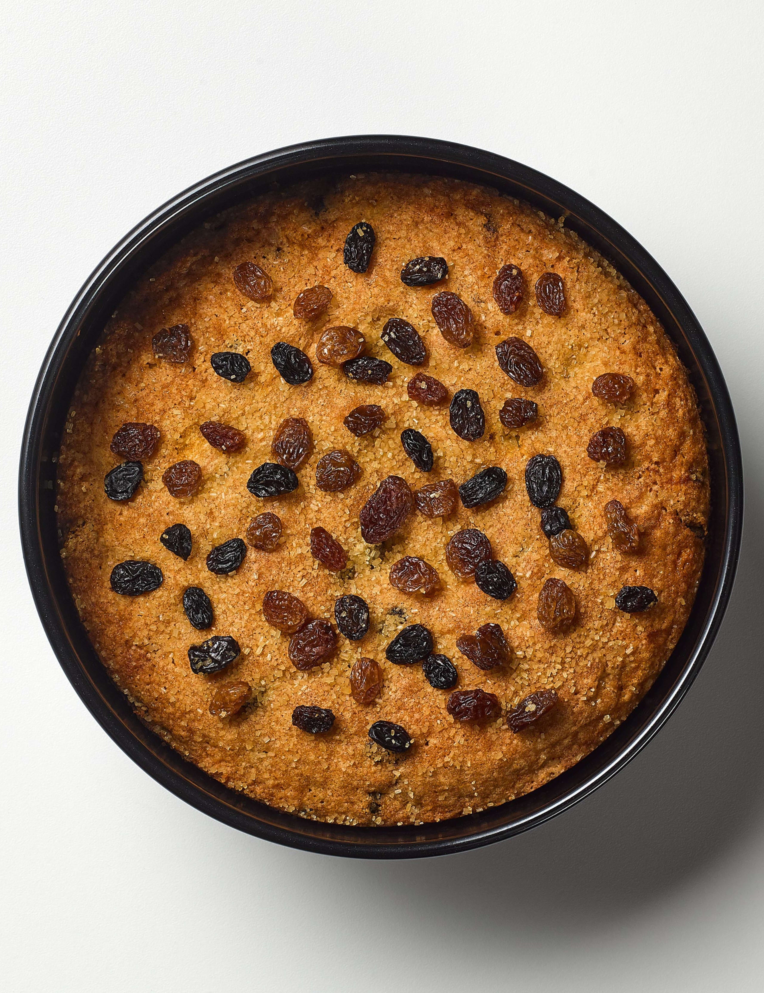 Deep round cake tin 20cm (British brand)