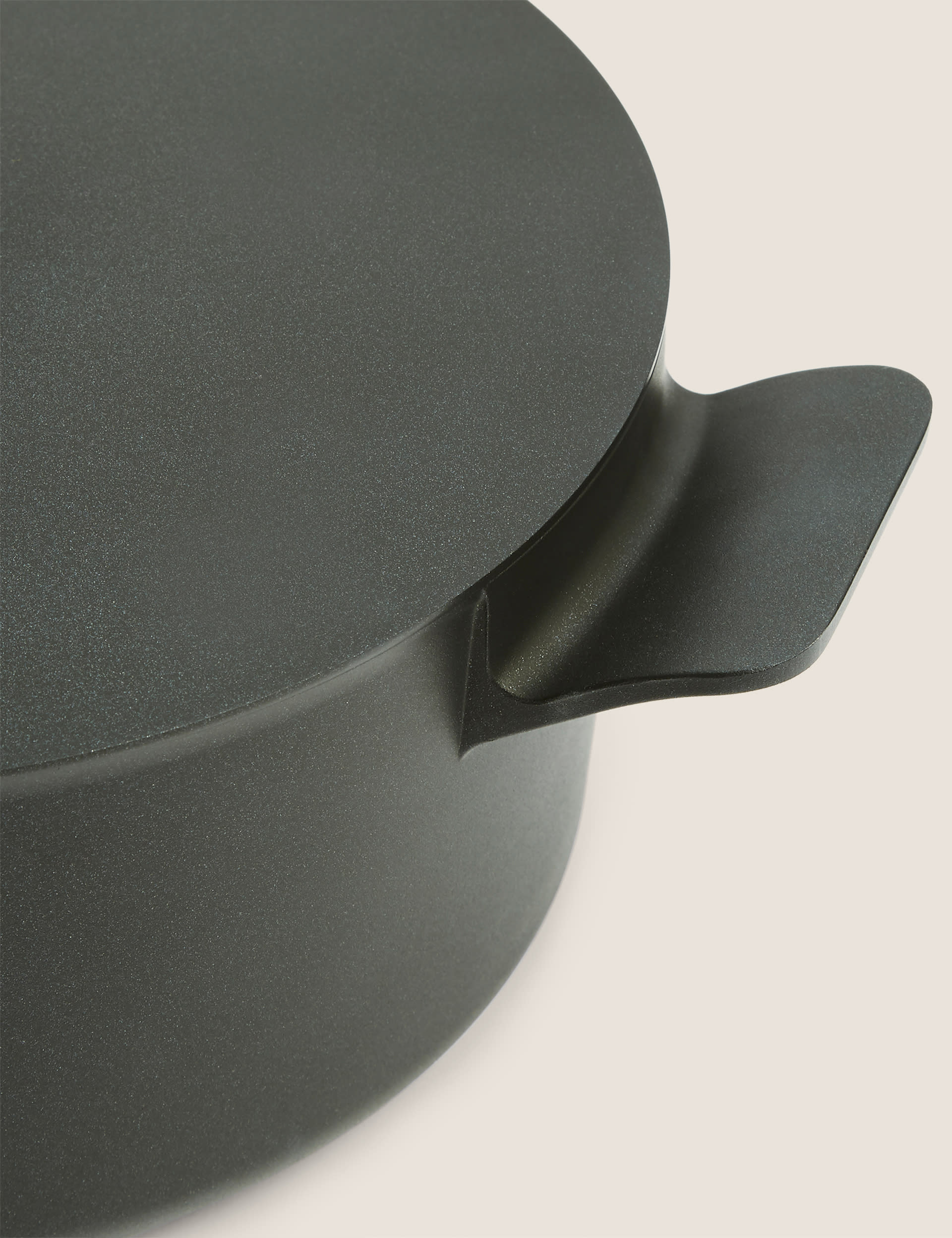 Cocotte en fonte d'aluminium 7L - Produit britannique