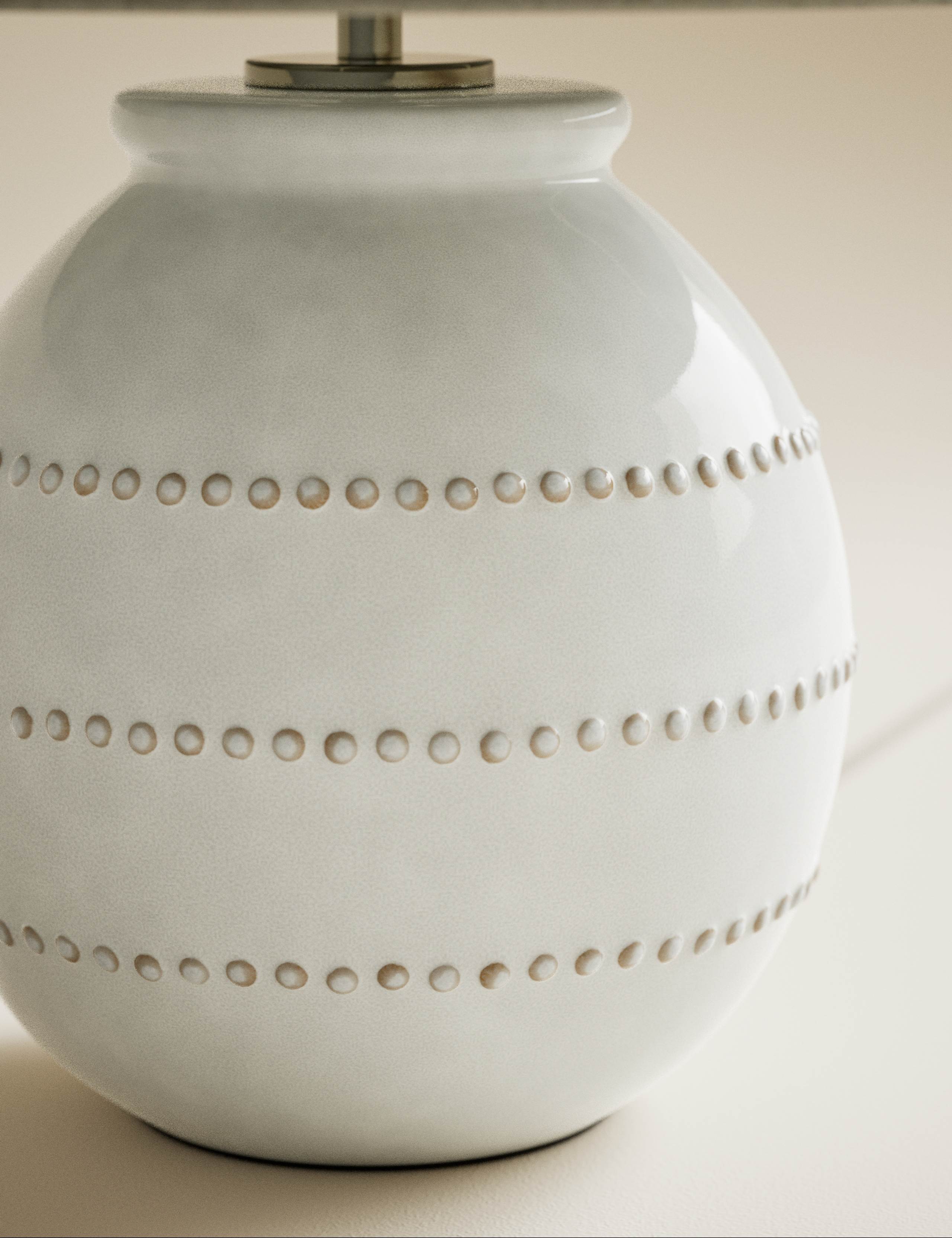 Ceramic bobble table lamp with raised detailing (British brand)