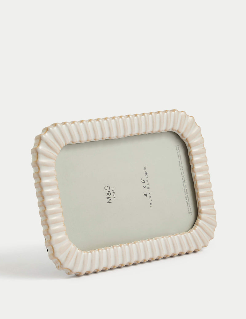 Ceramic ridged photo frame 4x6 inch - British product