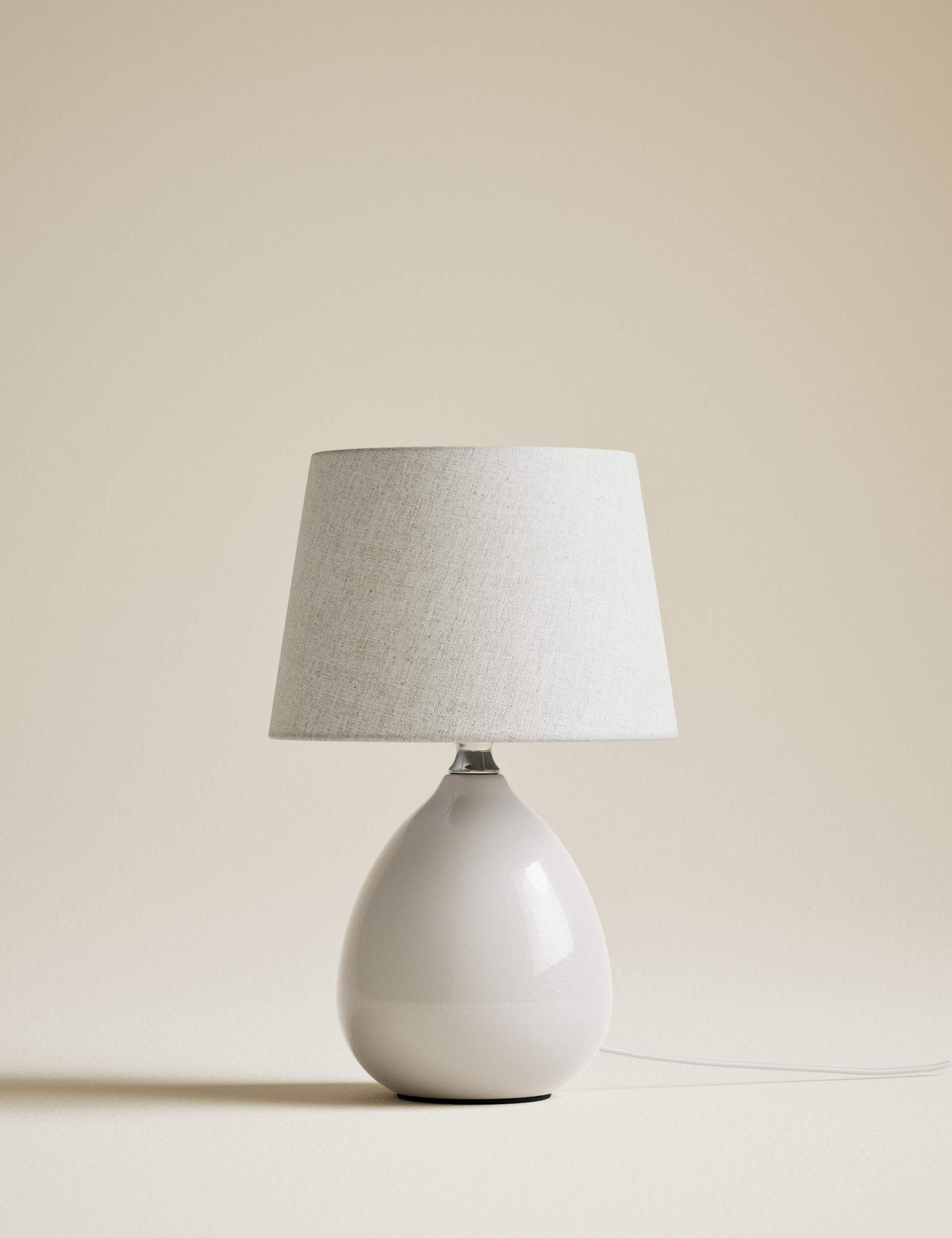 Ceramic table lamp 31.1 cm height, UK version