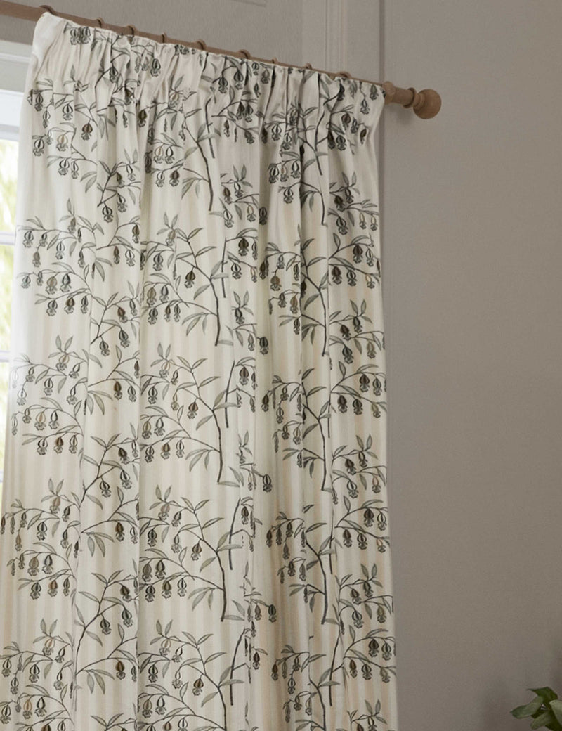 Sanderson Chinese Lanterns curtains - British product