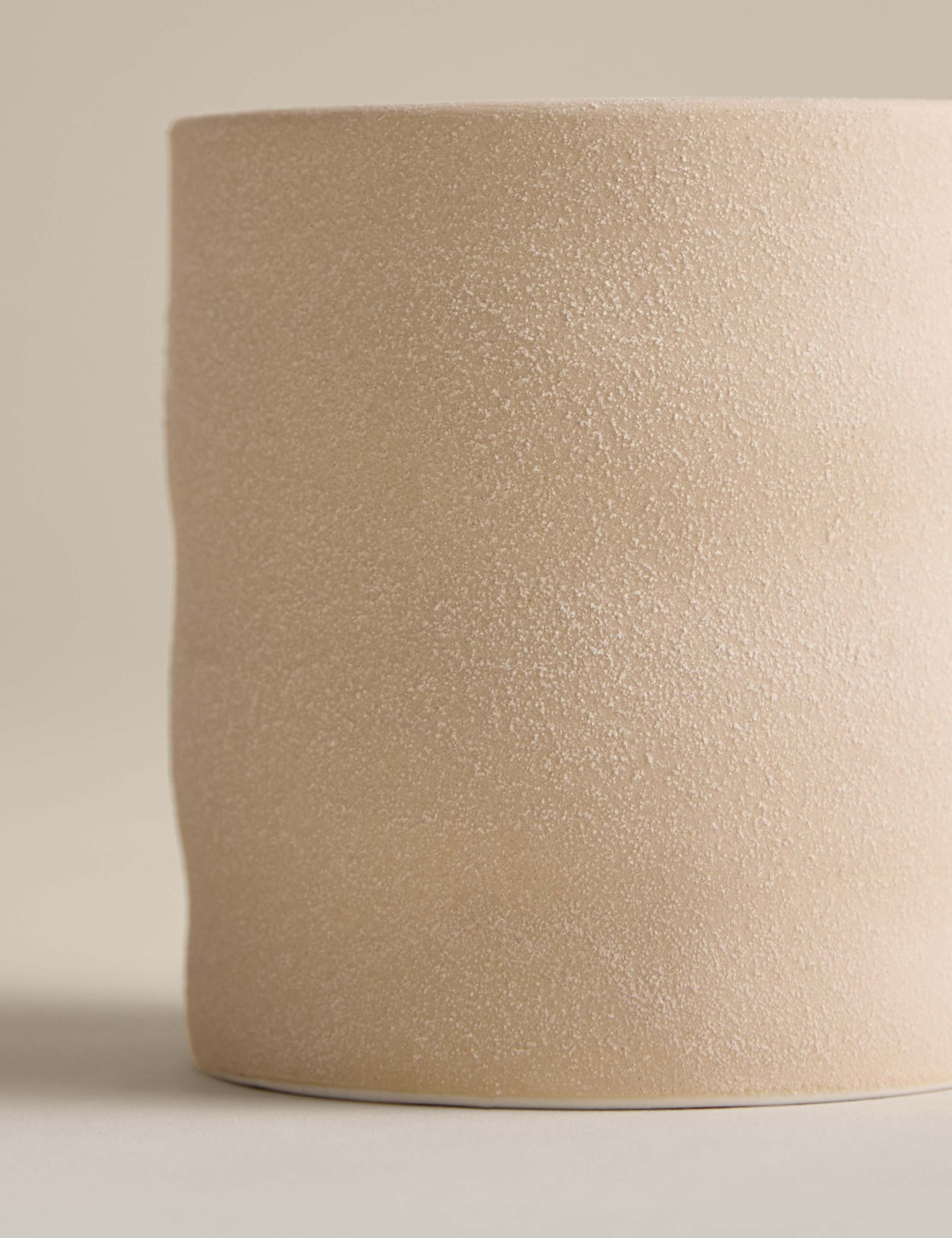 Cloud Ceramic Candle with marshmallow vanilla fragrance, imported from the UK