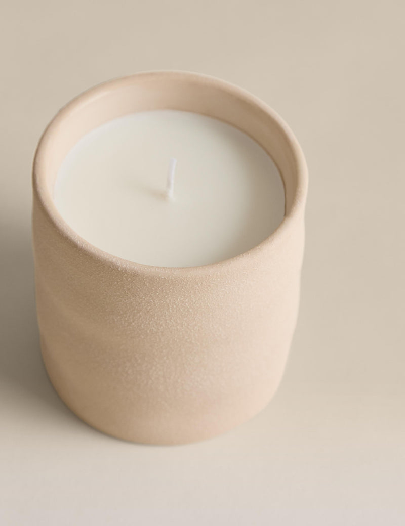 Cloud Ceramic Candle with marshmallow vanilla fragrance, imported from the UK