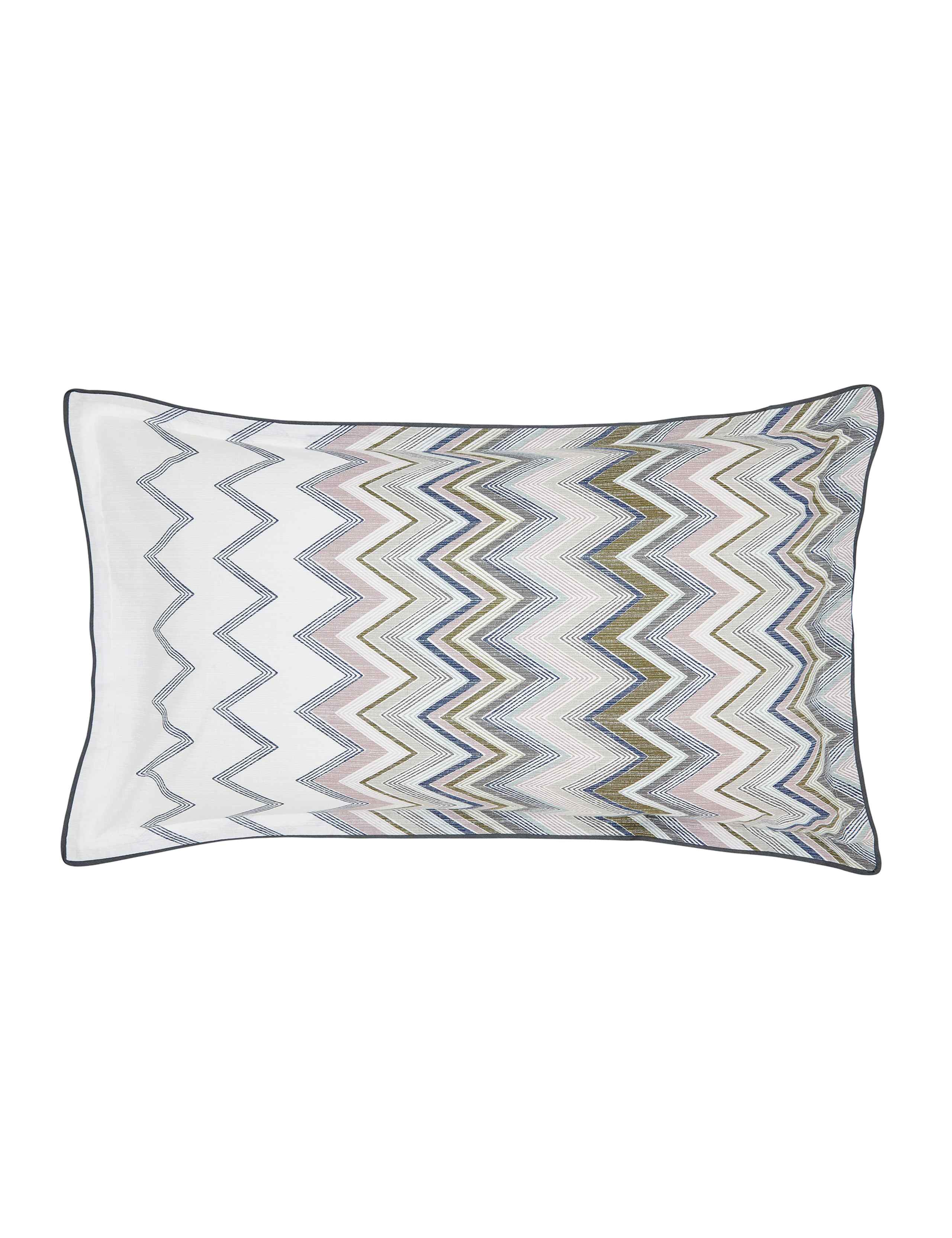 Bedeck of Belfast Cotton Blend Claudia Bedding Set - British product
