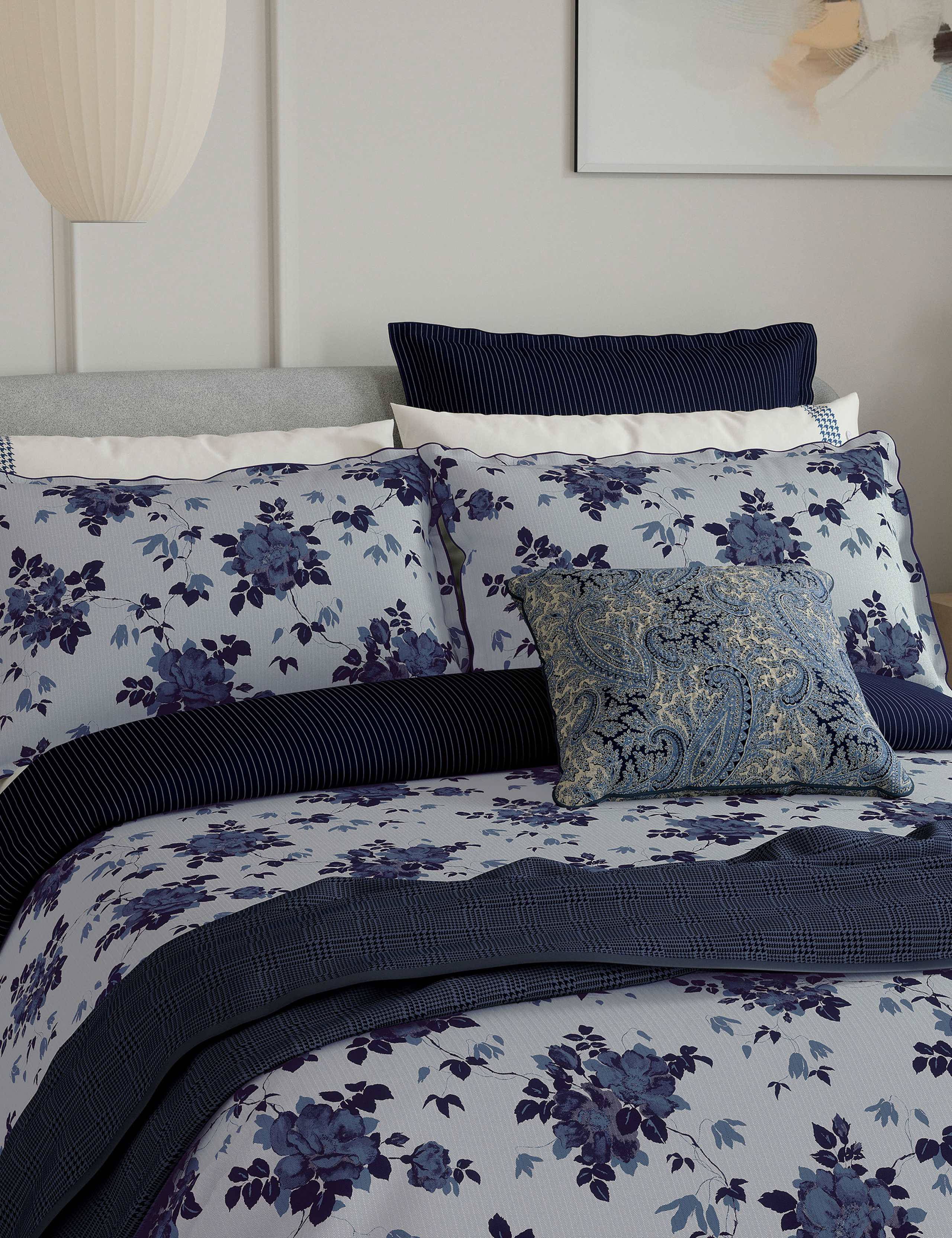 Bedeck of Belfast Freya bedding set with floral print - British product