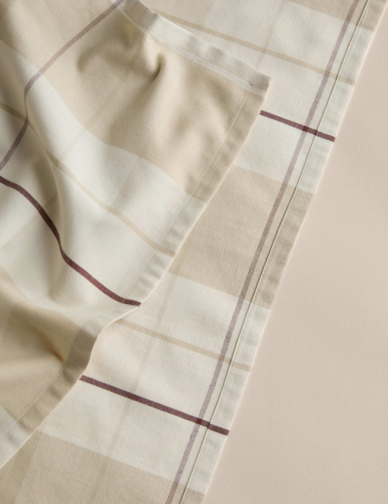Cotton-rich checked tablecloth 140x230 cm - British product