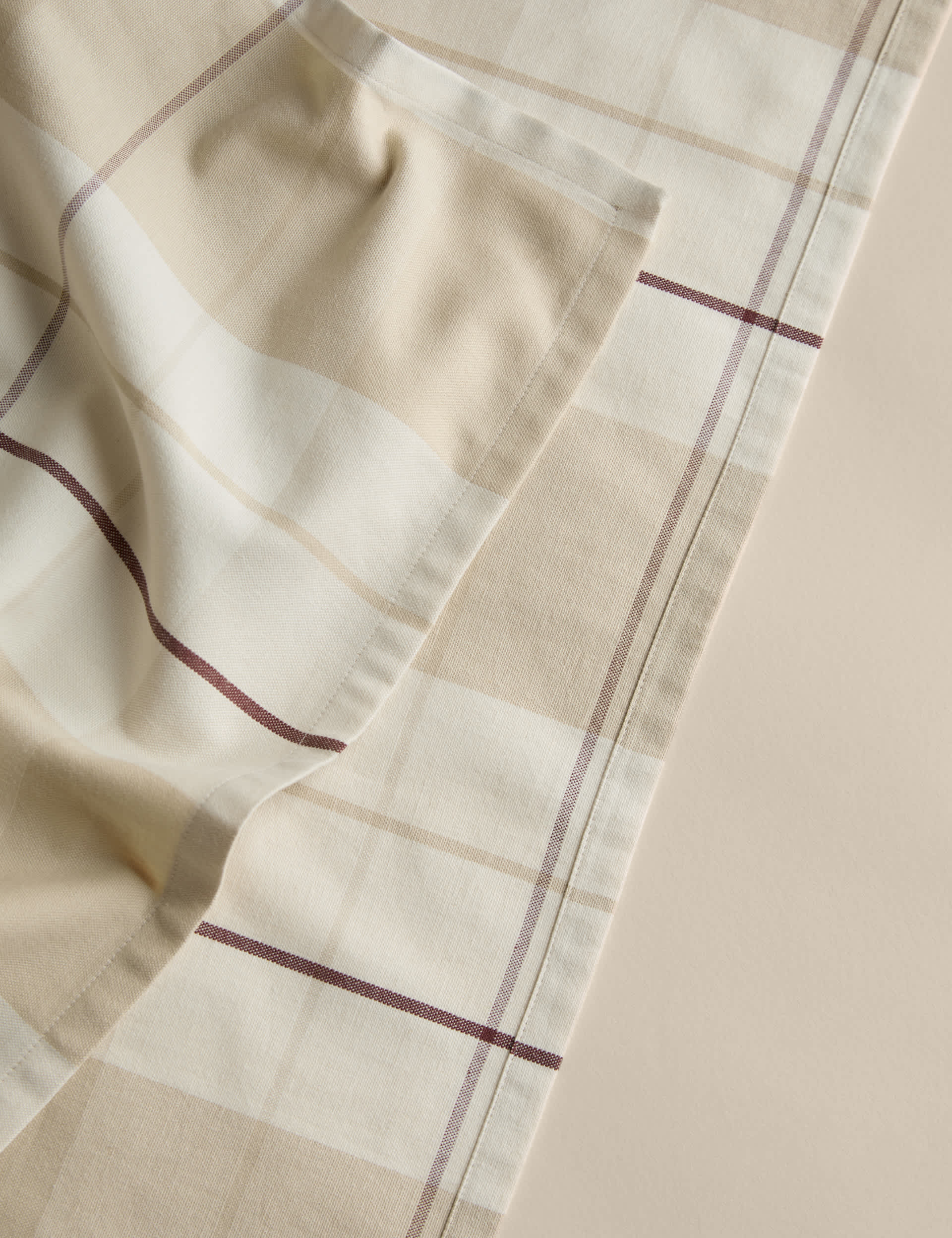 Cotton-rich checked tablecloth 140x230 cm - British product