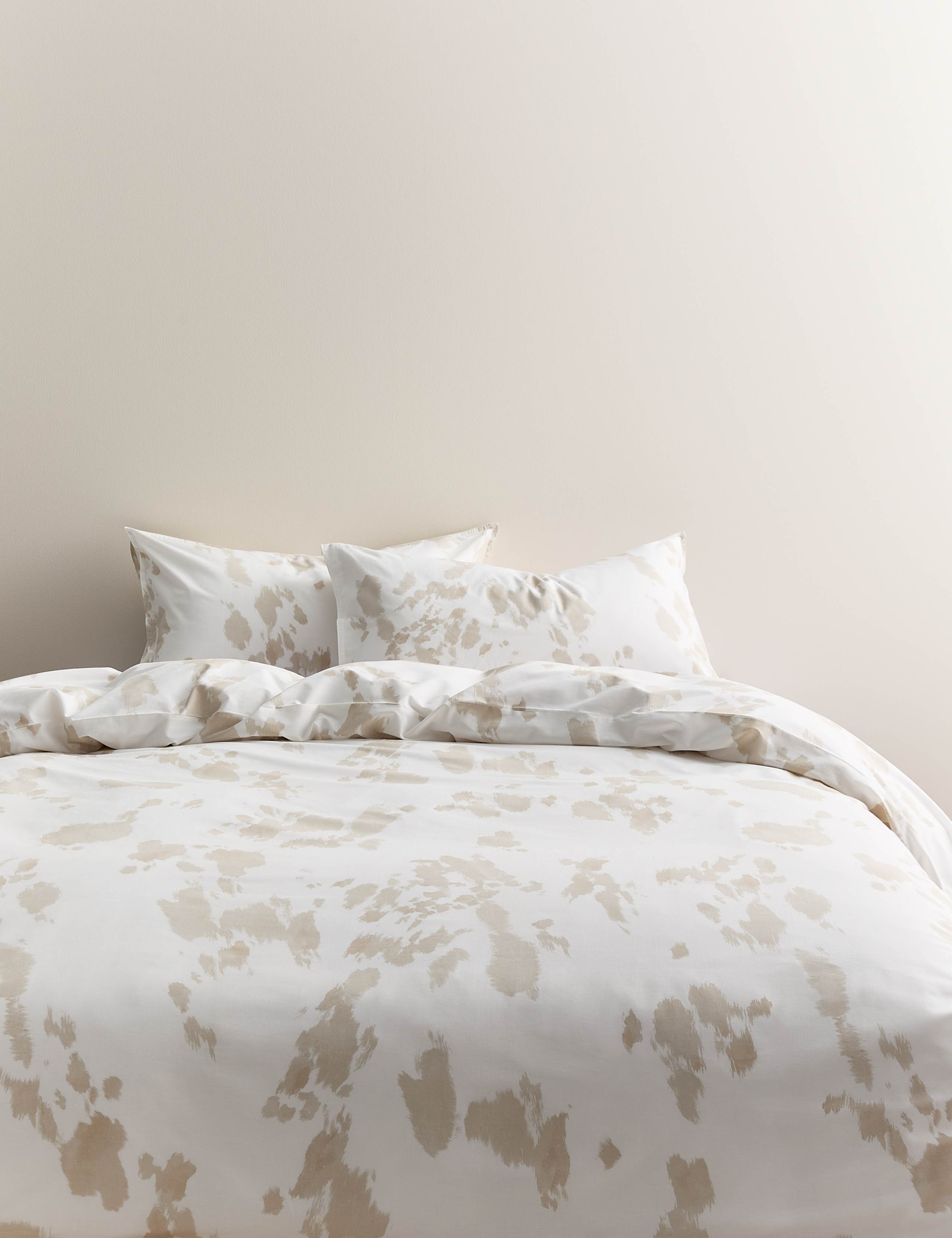 Cotton rich cow print bedding set - British product