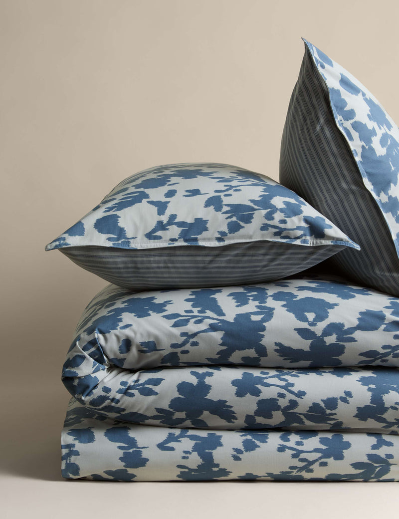 Cotton rich floral reversible bedding set, UK version