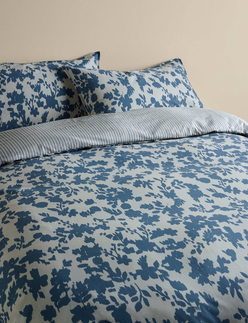 Cotton rich floral reversible bedding set, UK version